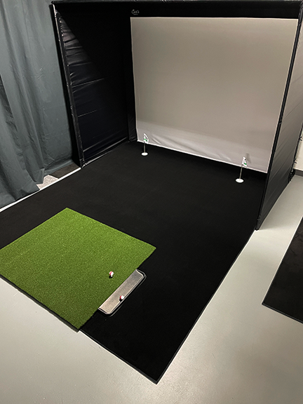 Big Moss Complete Pro Indoor Golf Enclosure Kit – 9′ Ceiling Height