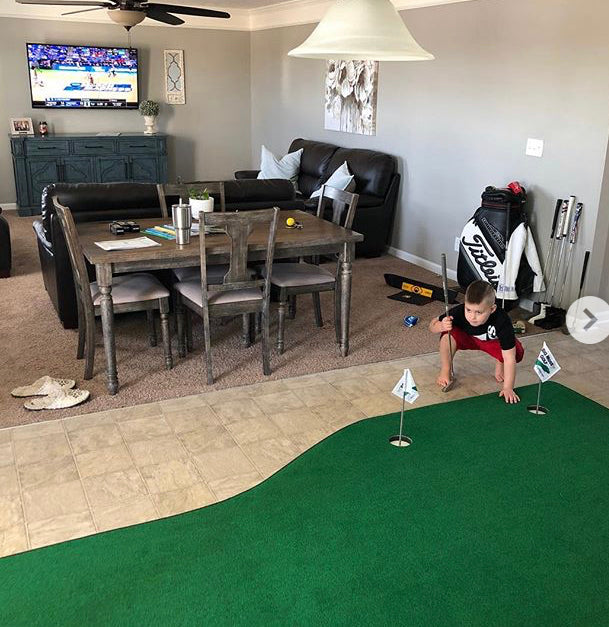 Big Moss Country Club 610 V2 Putting & Chipping Green